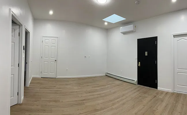 Rented by Winzone Realty Inc | media 2