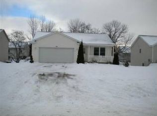 3038 Sunrise Ave, Holland, MI 49424