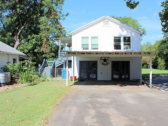 3rd image of 214 S Post Oak St