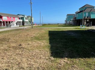 2813 Gulfview Ln, Crystal Beach, TX 77650