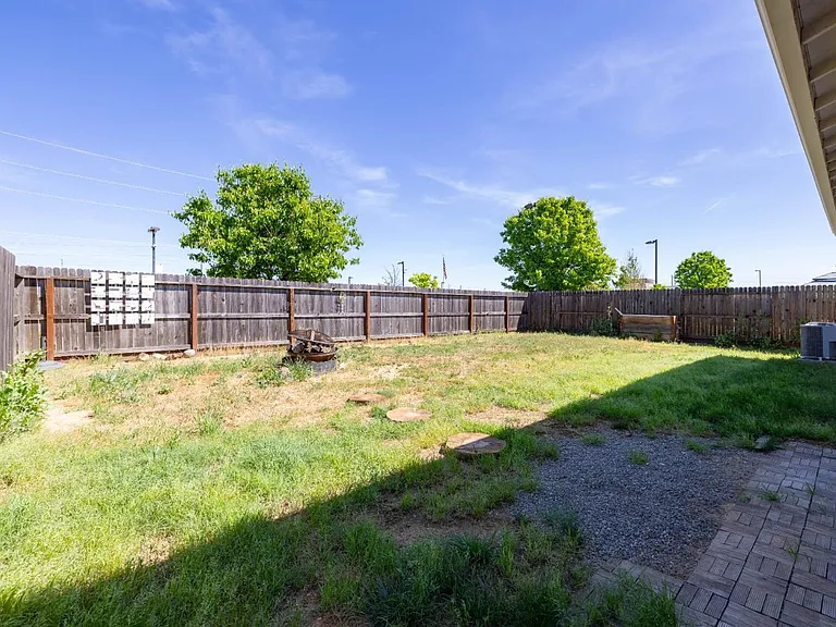 2057 Skipper Cove Way — Photo 27