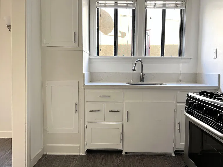 444 Chestnut Ave #17 — Photo 10