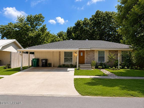 2nd image of 212 Guidry Rd