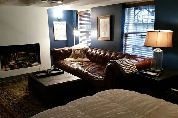 Rented by Downtown Realty Group LTD | media 26