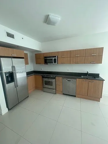 350 S Miami Ave #1112 Photo 1