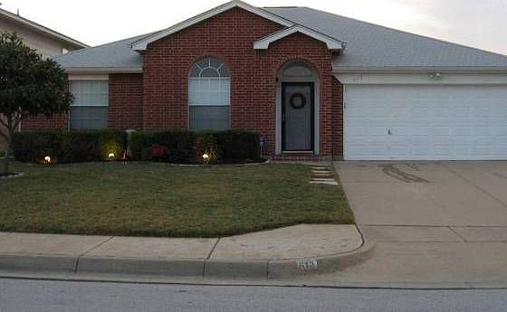 1st image of 613 Creekview Dr