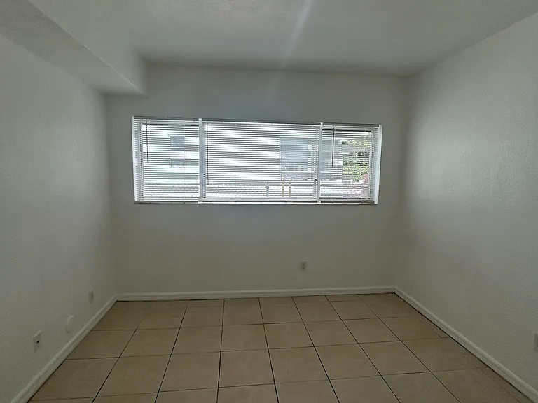1945 Calais Dr #3 — Photo 7