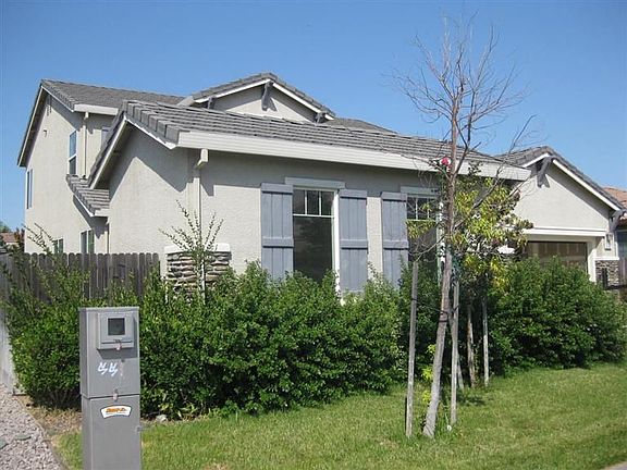 2nd image of 5707 Tres Piezas Dr