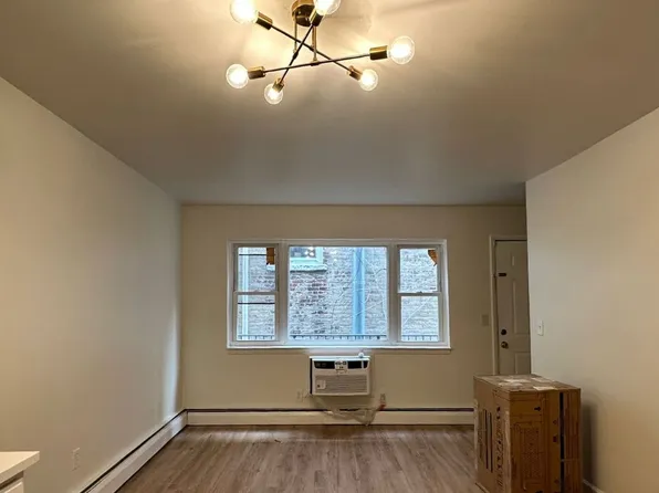 142 71st Street image 2 of 10