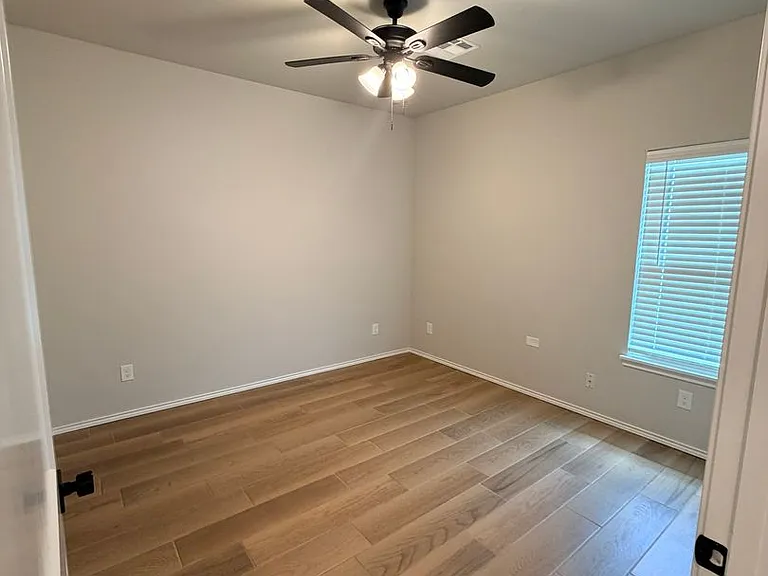 13516 & 13520 Calli Ct — Photo 14
