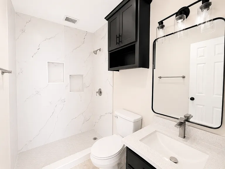 1804 Oasis Ave — Photo 6