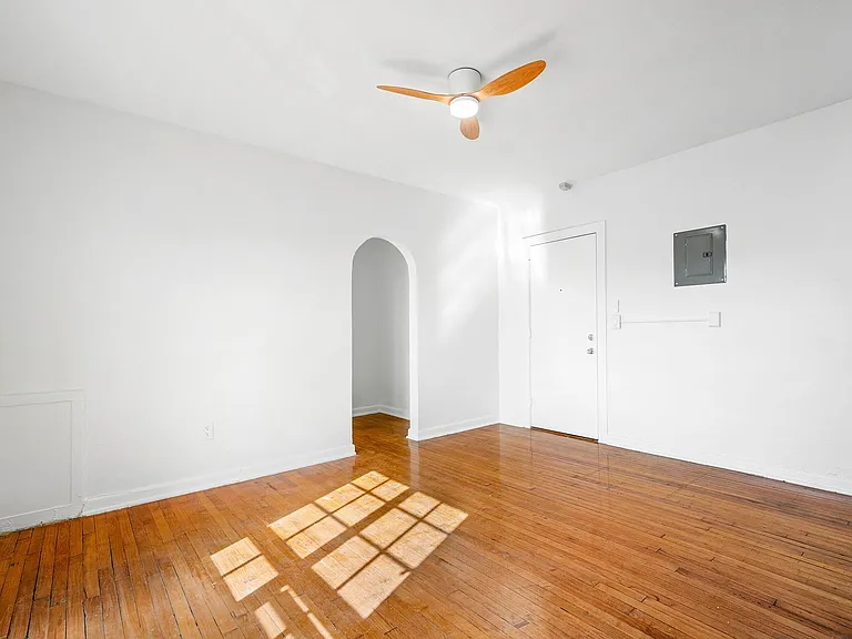 Park Place Apartments — Photo 3