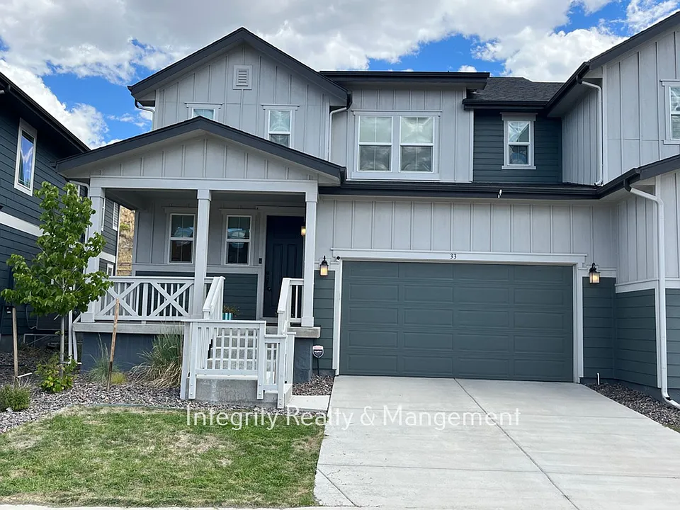 33 Felicity Loop