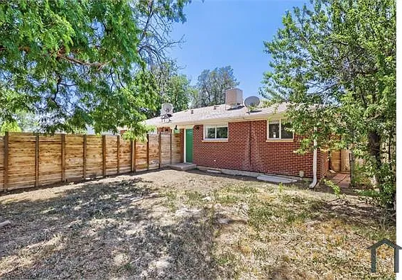2 bed, $1,599 — Photo 4