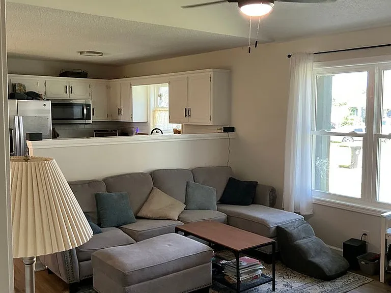 1925 Timberline Cir — Photo 4