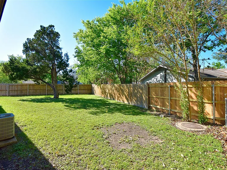 5936 Cherry Loop #B — Photo 18