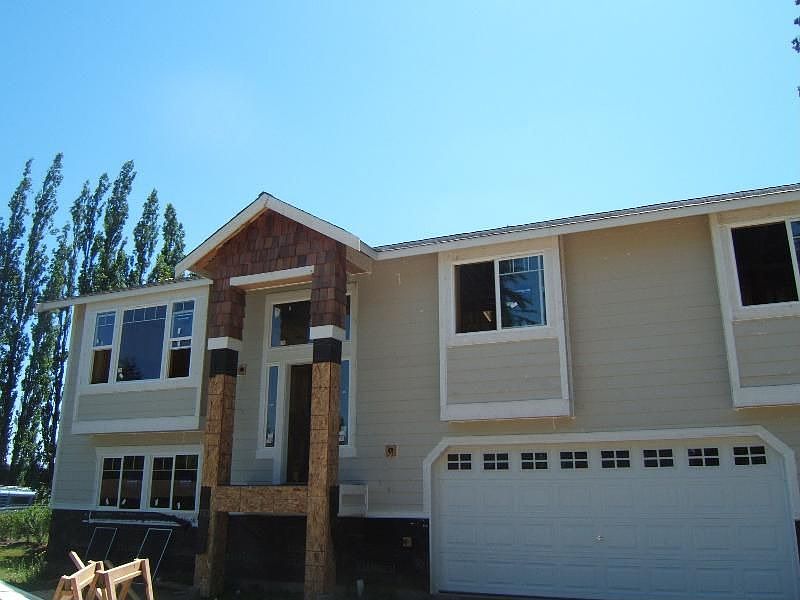 1st image of 3104 172nd St SW