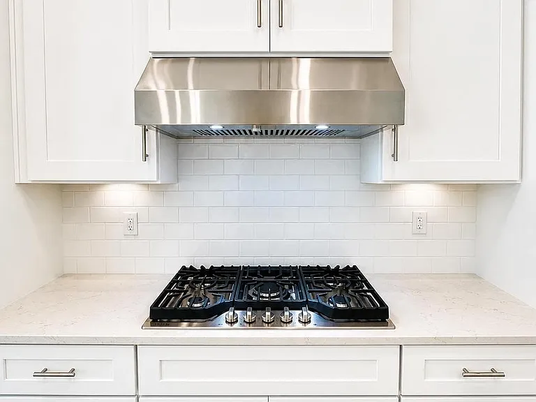 Modern appliances with a gas cooktop