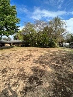 1st image of 411 Frank Keasler Blvd