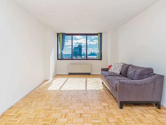 3rd image of 474 48th Ave APT 16K