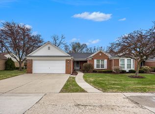 37826 Maple Cir E #23, Clinton Township, MI 48036