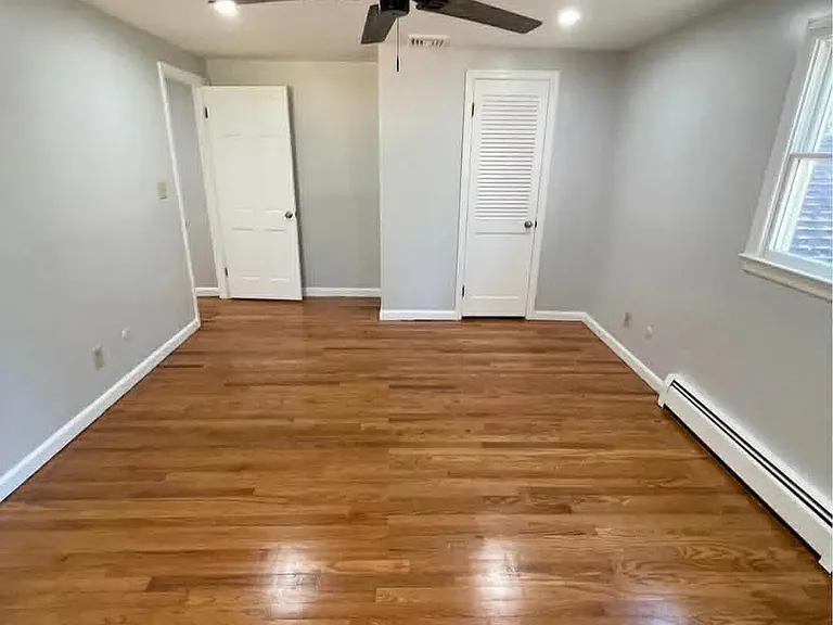 3 Victoria Dr — Photo 8