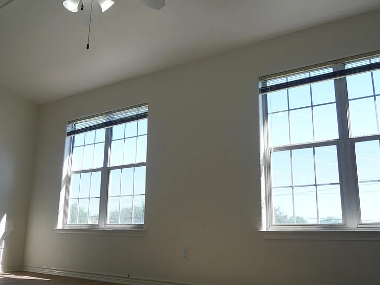 503 Gateway Pkwy #4 — Photo 18