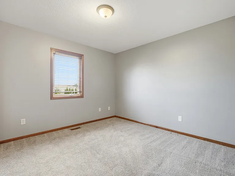 3632 Astoria Way — Photo 29