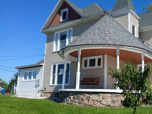 102 Jackson St, Jackson Center, OH 45334