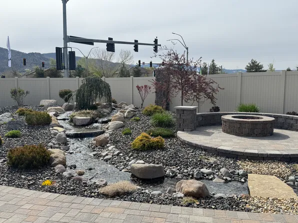 512 Riverbed Cir, Reno, NV 89521