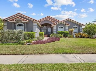 6402 Rubia Cir, Apollo Beach, FL 33572