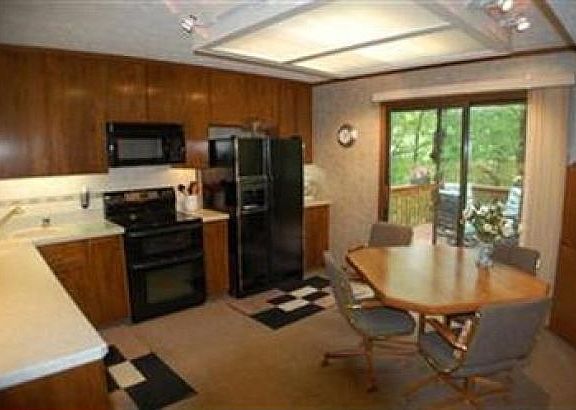 2nd image of 17817 Cliffside Dr #4927