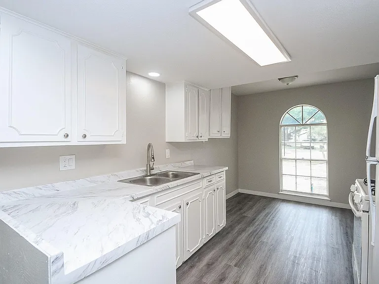 12610 Plum Meadow Ln — Photo 6