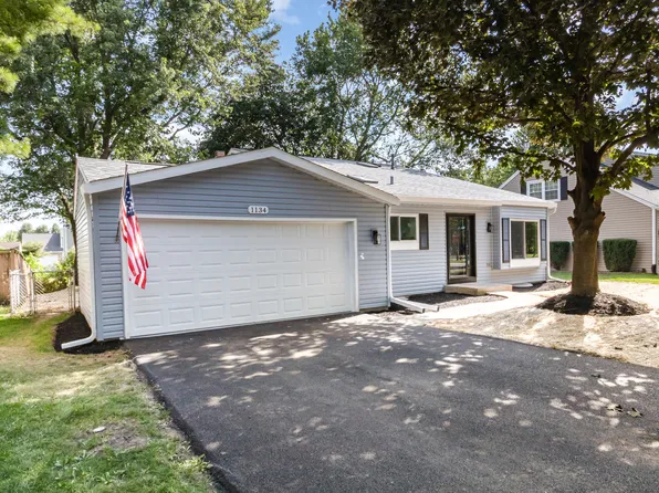 1134 Gateshead Dr, Naperville, IL 60564
