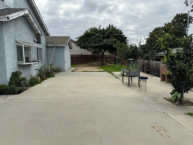 466 Weisser Way — Photo 23