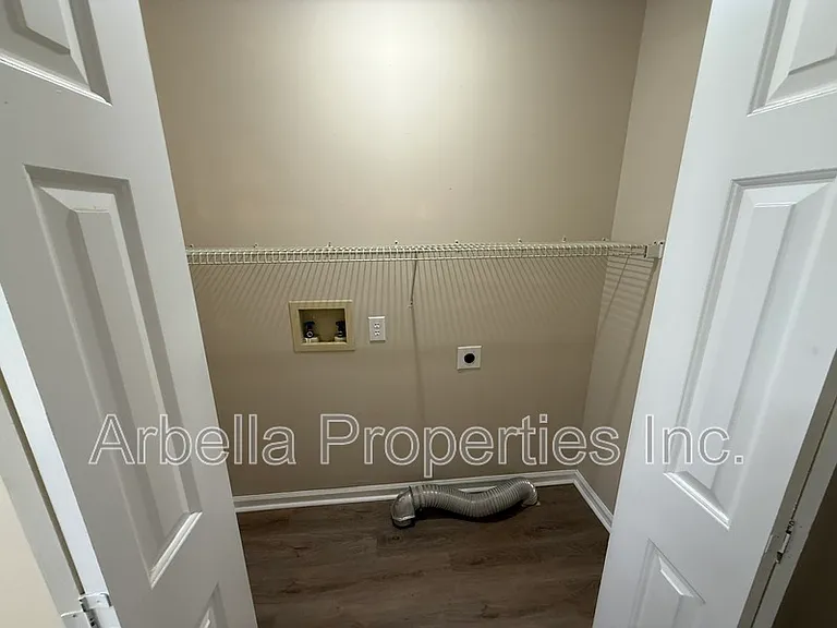 117 Rowe Ln #5 — Photo 12
