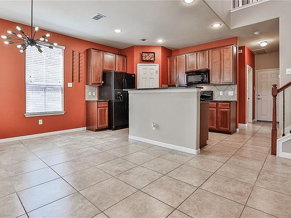 4th image of 11400 W Parmer Ln APT 19