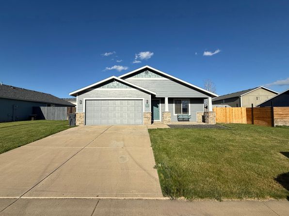 115 S Chinook St