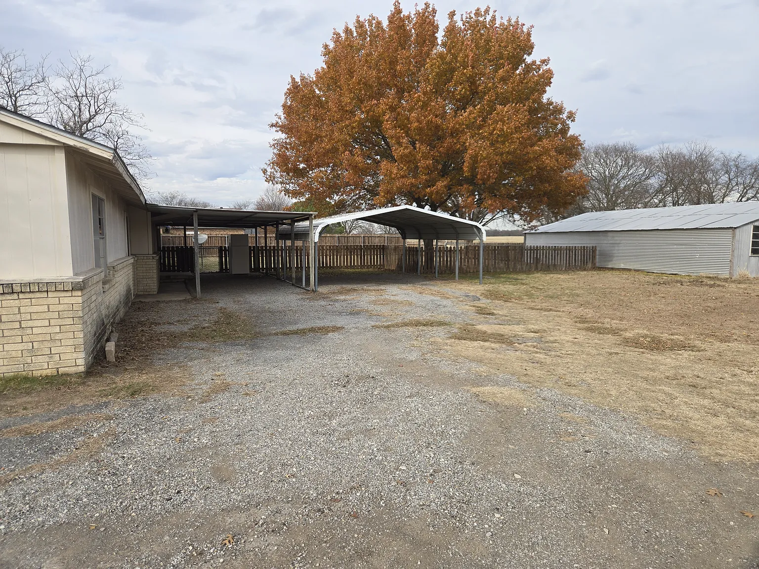 3358 N Grand Ave — Photo 3