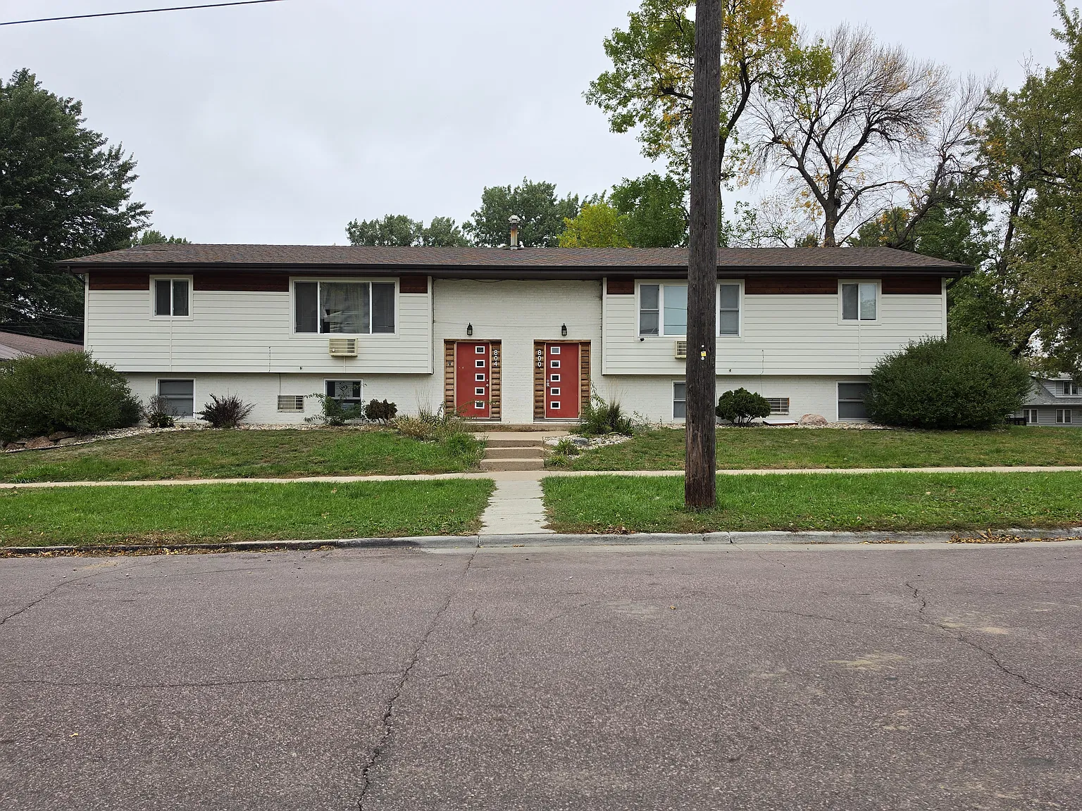 804 W 4th St — Photo 1