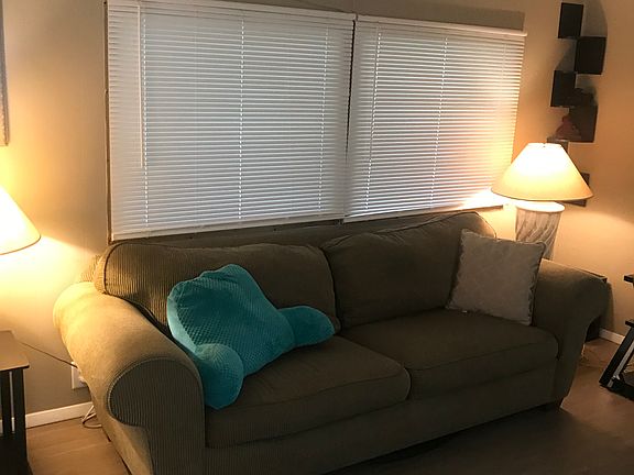4th image of 11277 Suzanne Ln