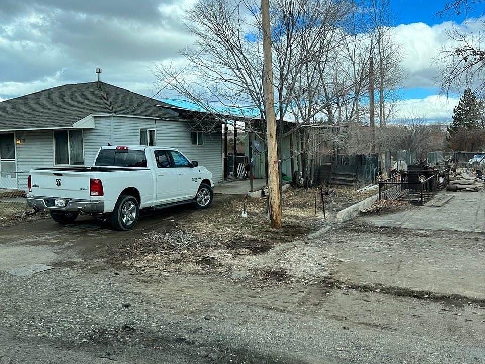 2nd image of 725 N Weatherlow St
