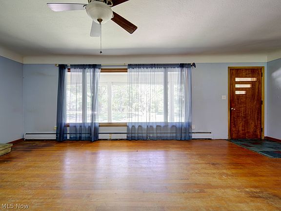 4th image of 38140 Rogers Rd