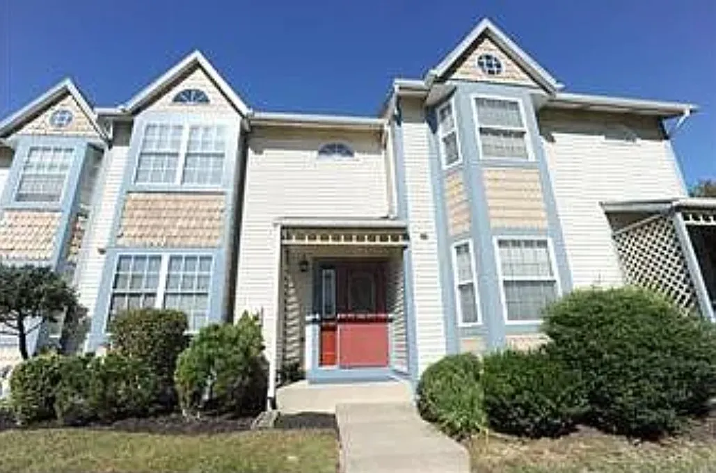 3 bed, 2.5 bath, 1548 sqft, $2,800 — Photo 1