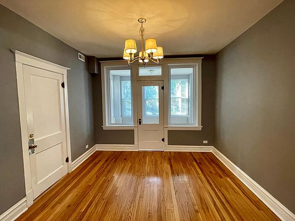 4th image of 4837 W Montrose Ave Floor 2