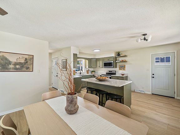 5th image of 335 1st St