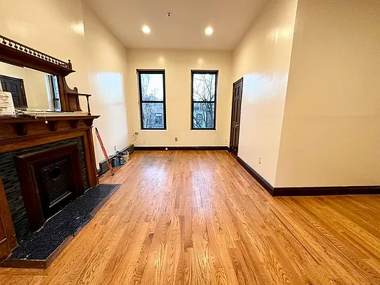 Rented by Douglas Elliman | media 6