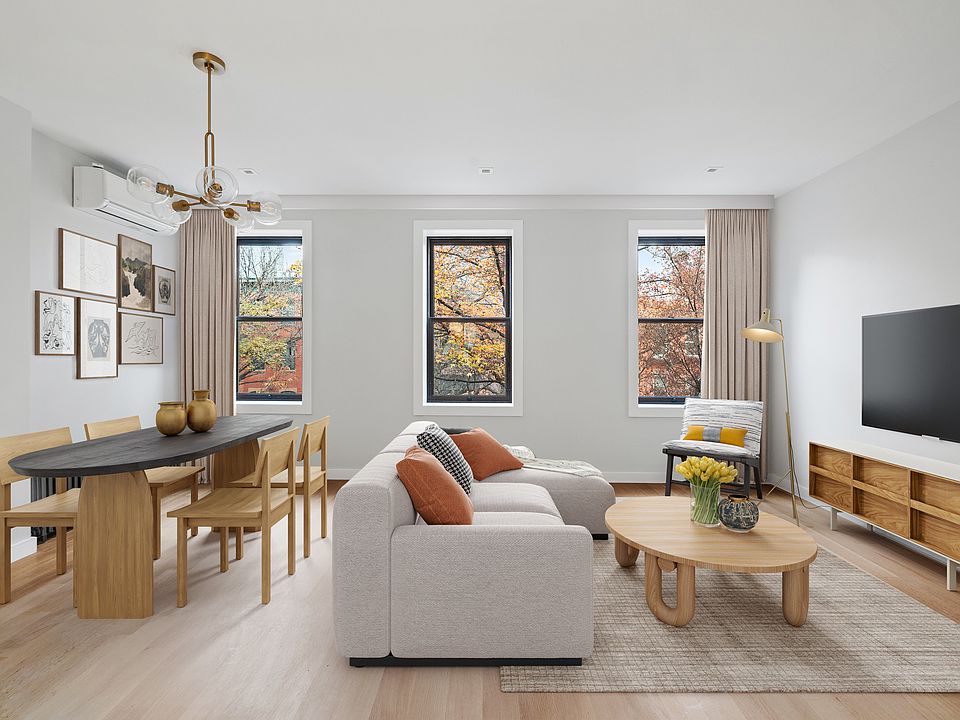 1st image of 668 Warren St Floor 2