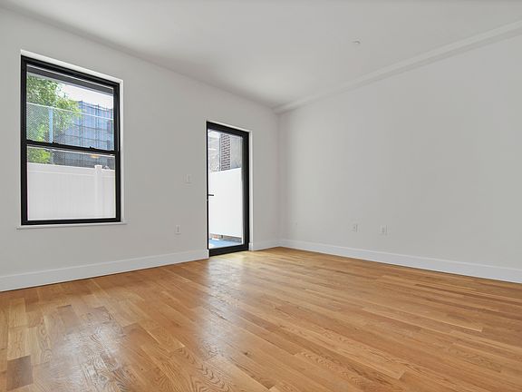 3rd image of 216 Boerum St #1B