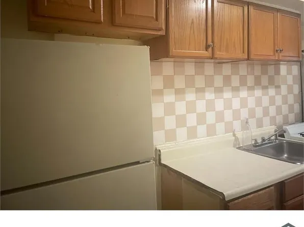 6006 Clay St NE APT 201, Washington, DC 20019